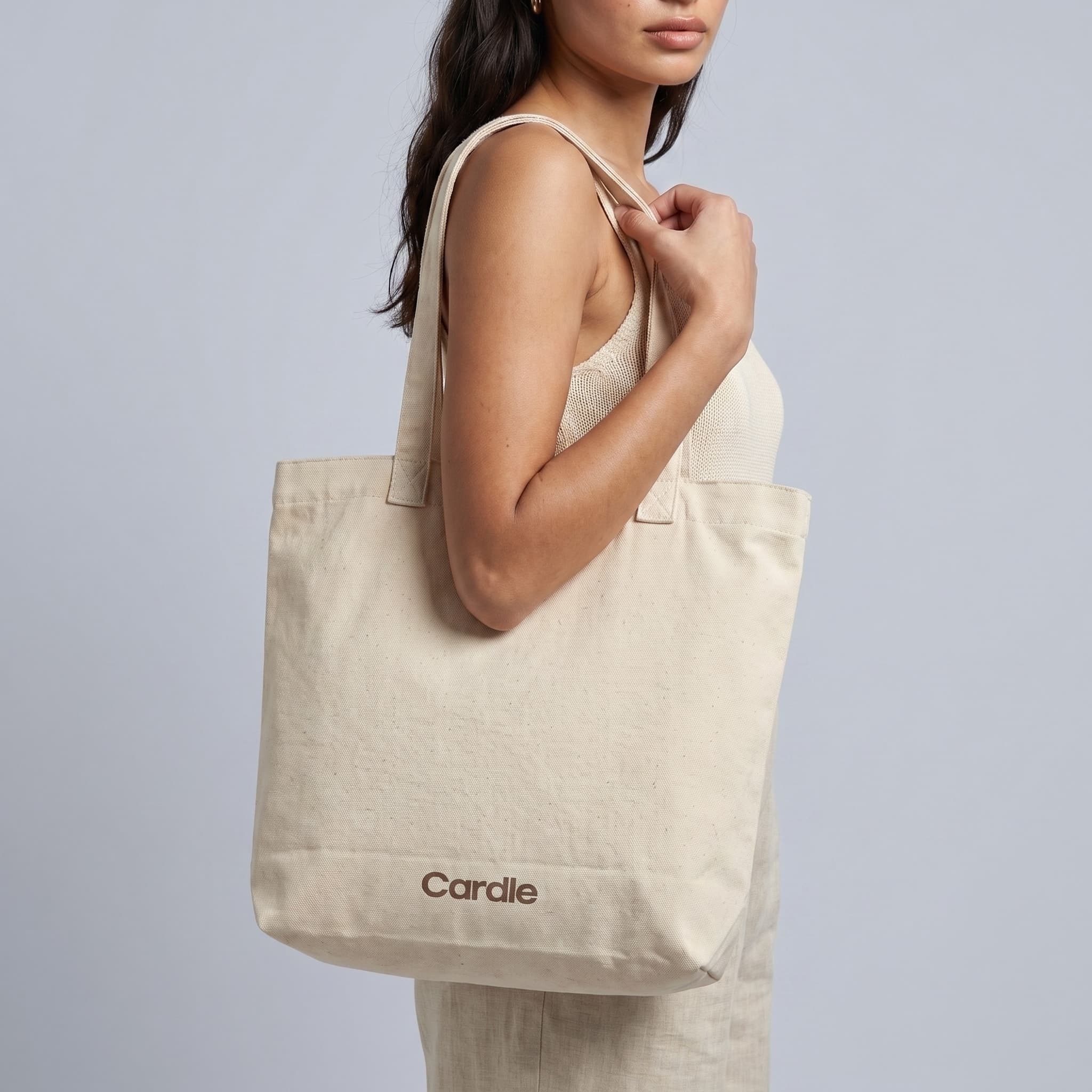 Essential Tote – image 1 | Cardle
