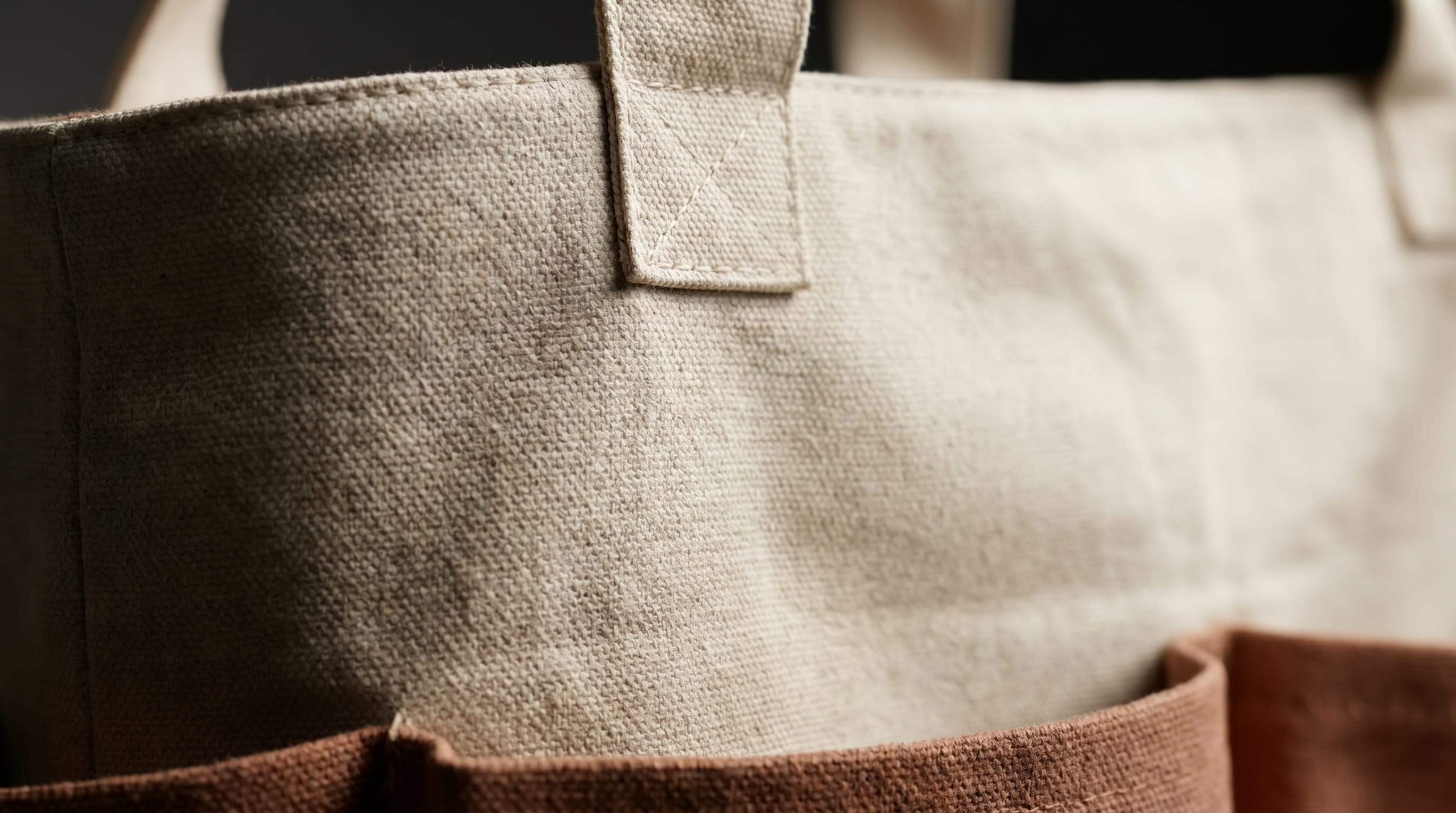 Cardle Status Meets Utility - Quiet Luxury Everyday Carry Bag